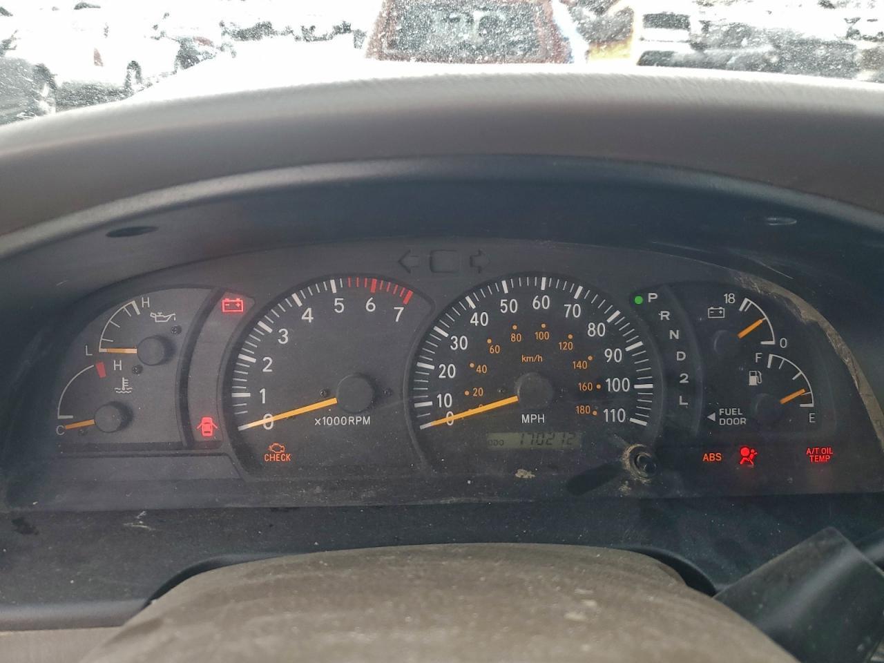 2004 TOYOTA TUNDRA