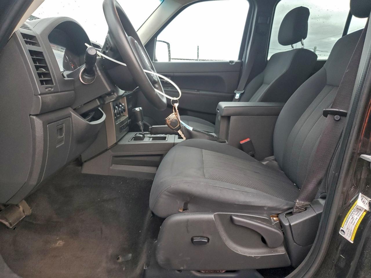 2012 JEEP Liberty