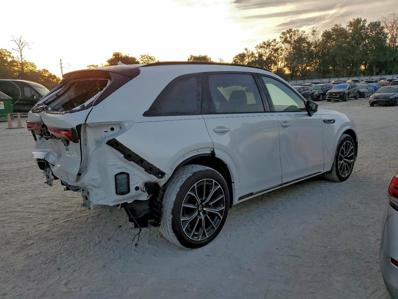 2025 MAZDA Cx-70