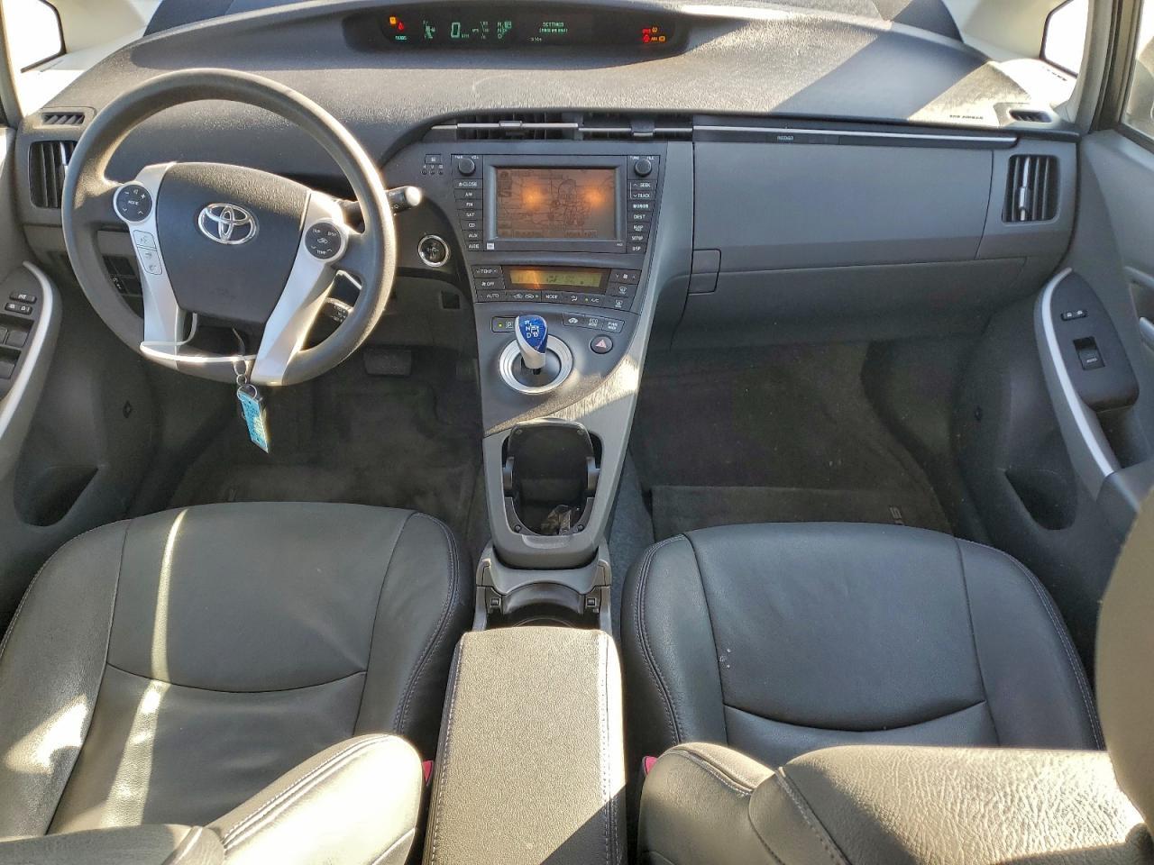 2010 TOYOTA PRIUS