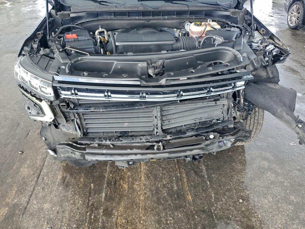 2023 CHEVROLET Suburban