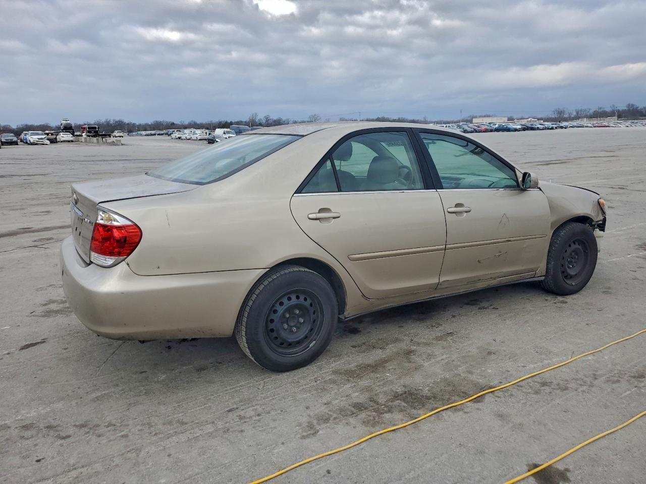 2005 TOYOTA CAMRY