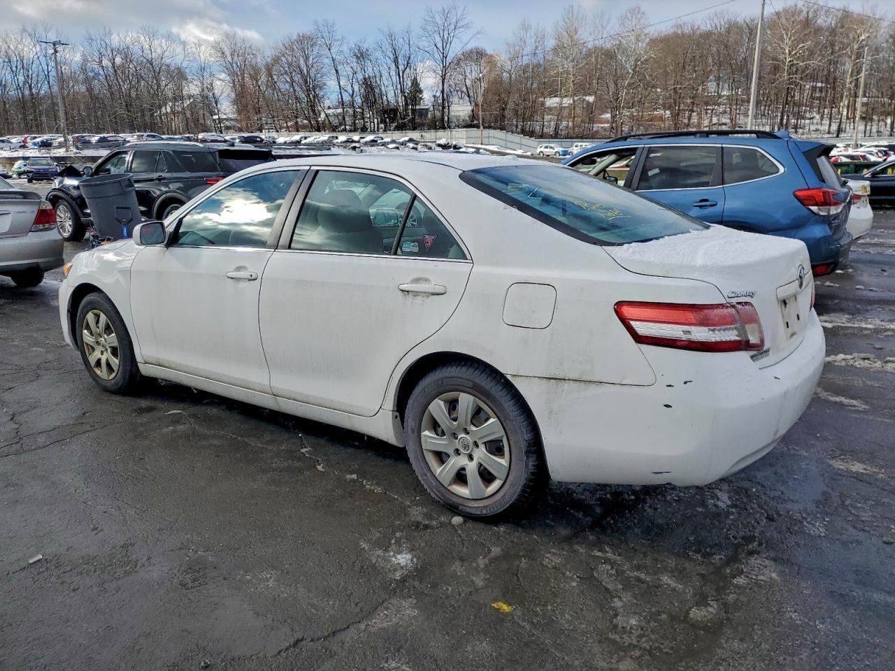 2010 TOYOTA CAMRY