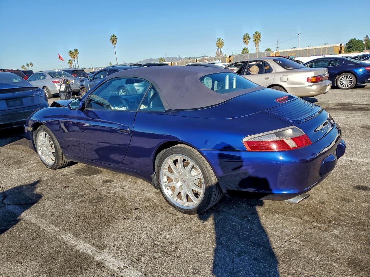 2002 PORSCHE 911