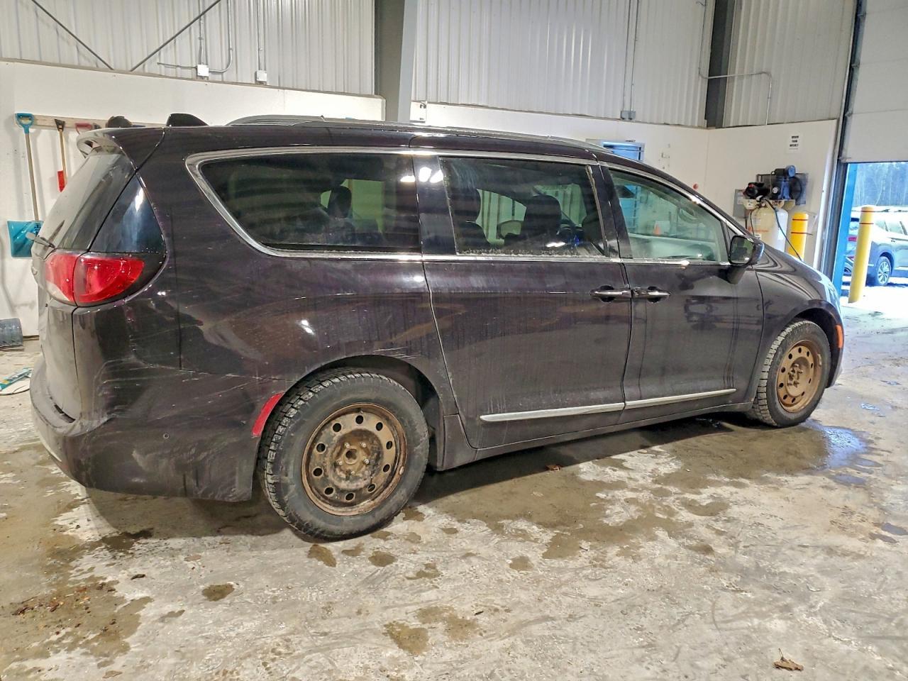 2019 CHRYSLER Pacifica