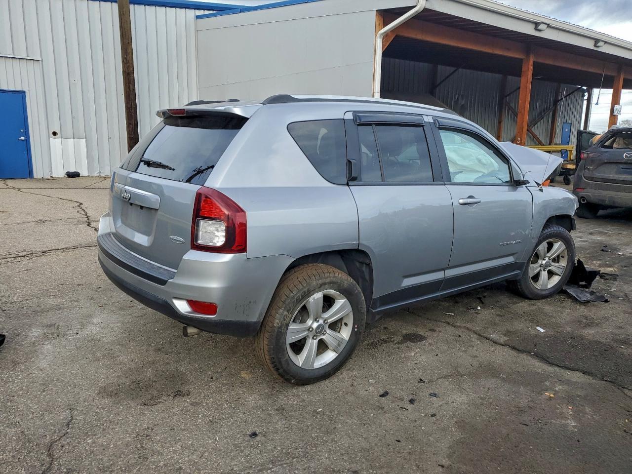 2017 JEEP Compass