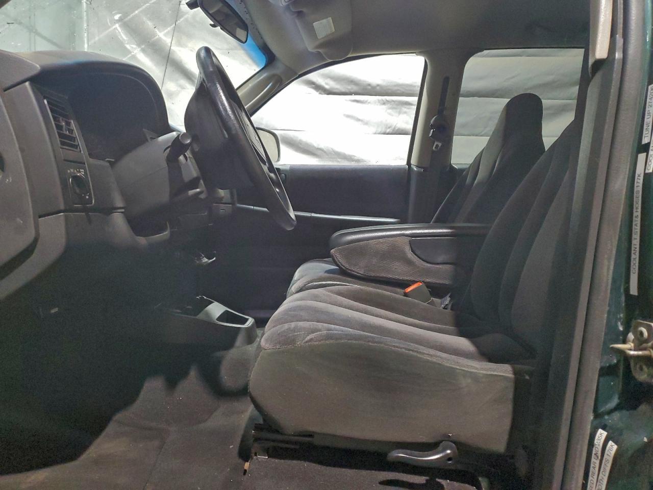 2001 DODGE Dakota