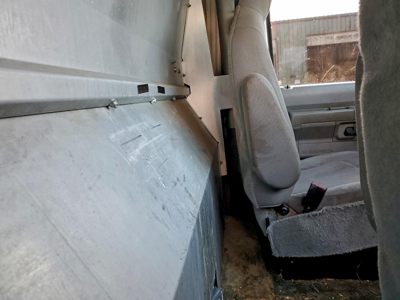 2014 FORD ECONOLINE
