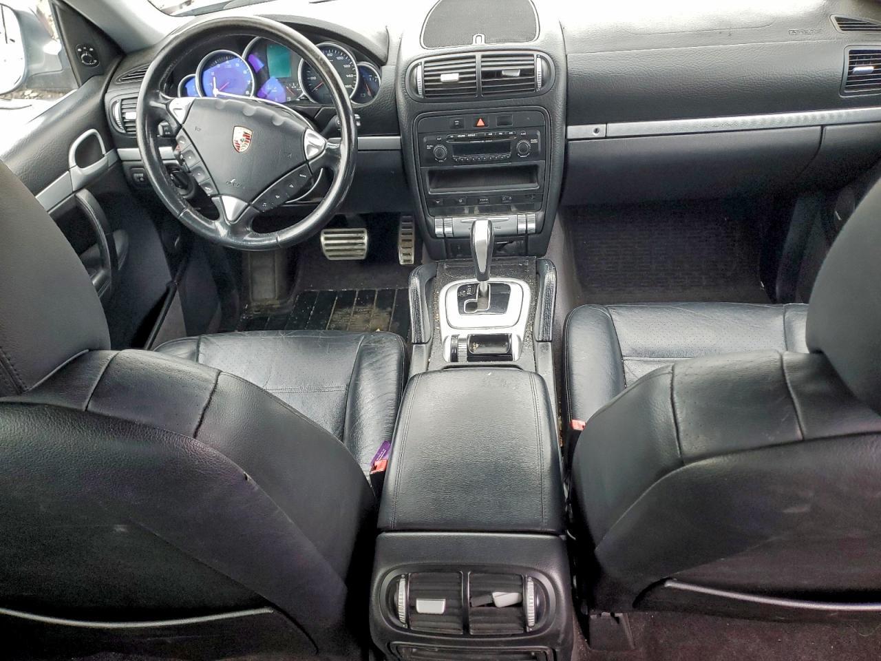 2004 PORSCHE CAYENNE