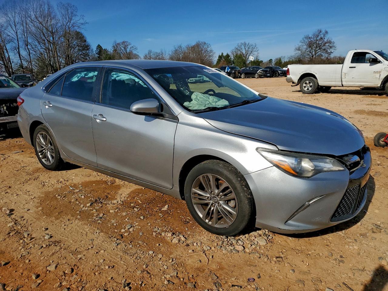 2017 TOYOTA CAMRY