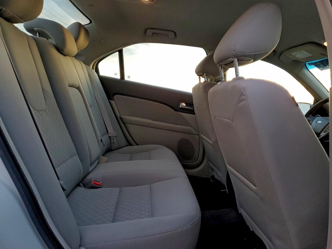 2011 FORD FUSION