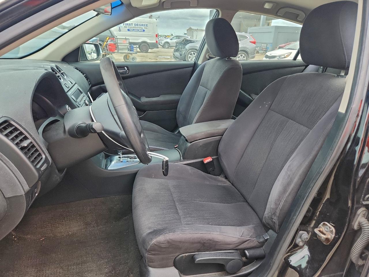 2010 NISSAN ALTIMA