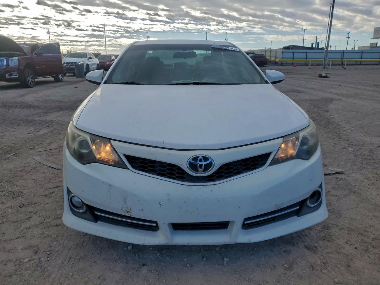 2014 TOYOTA CAMRY