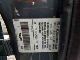 2005 VOLVO S60