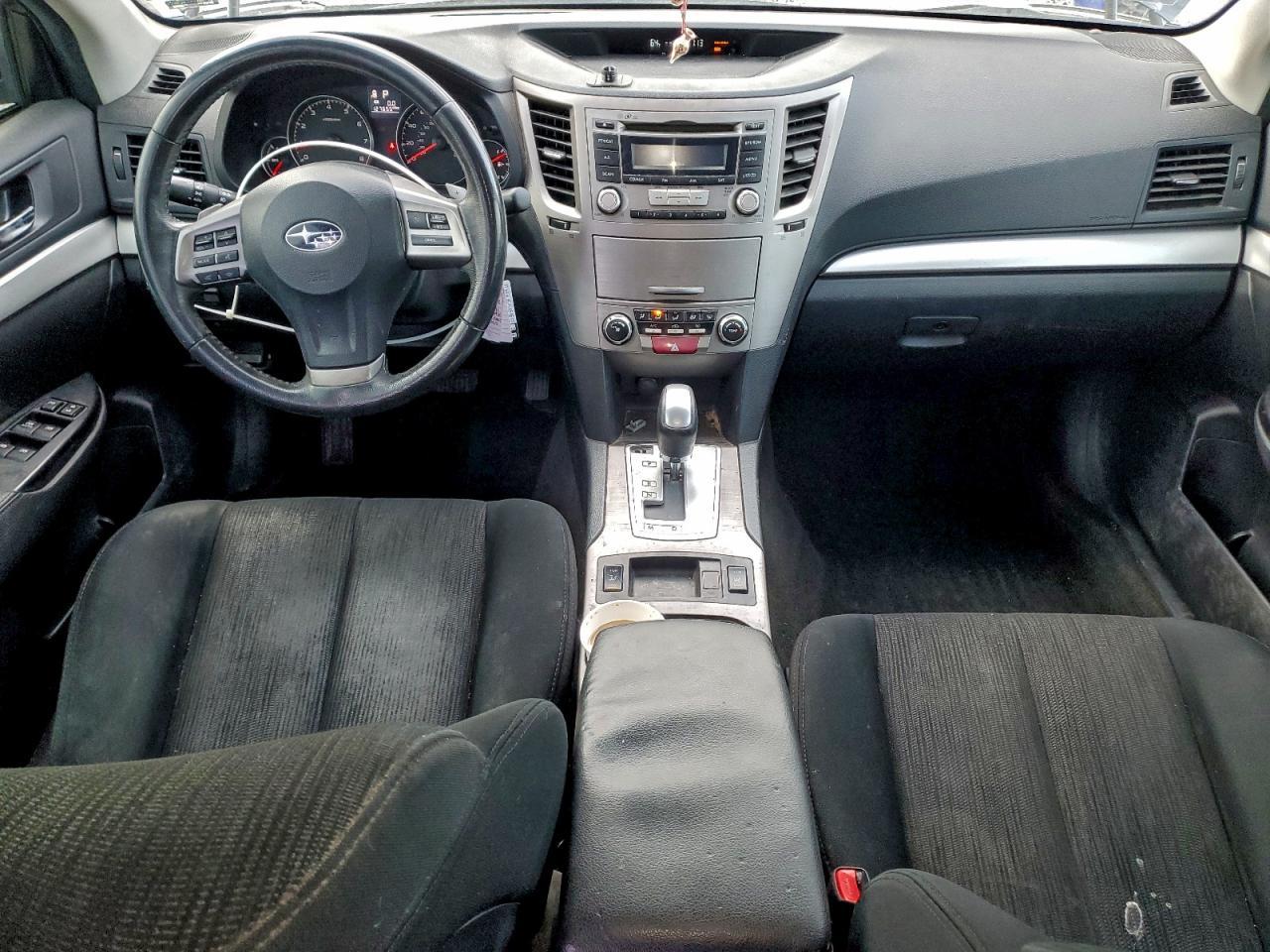 2013 SUBARU Outback
