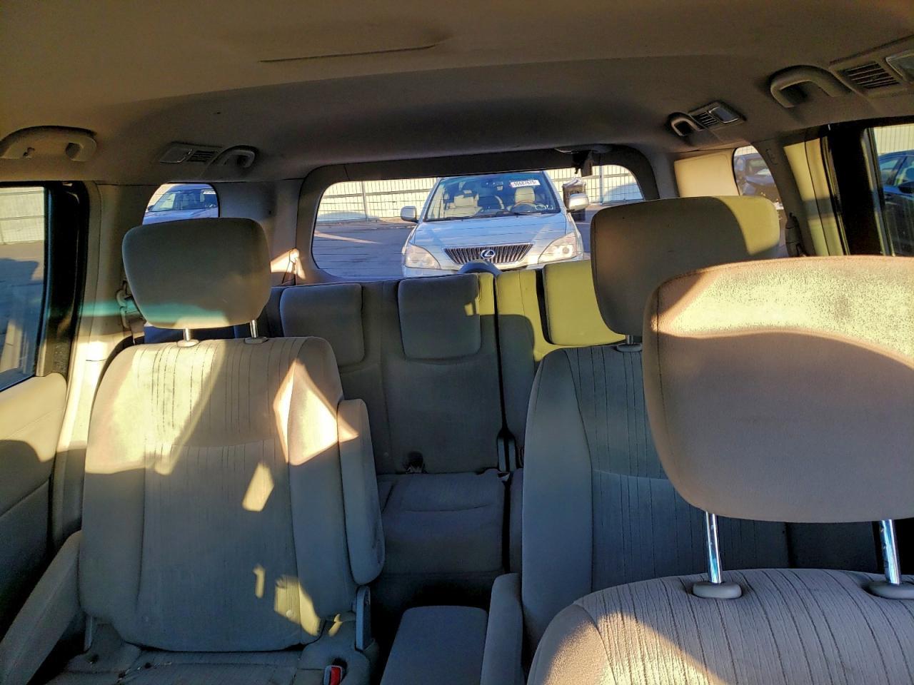 2012 NISSAN Quest