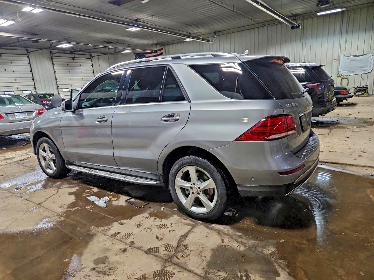 2016 MERCEDES-BENZ GLE-Class