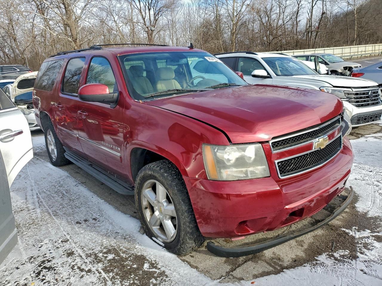 2011 CHEVROLET Suburban