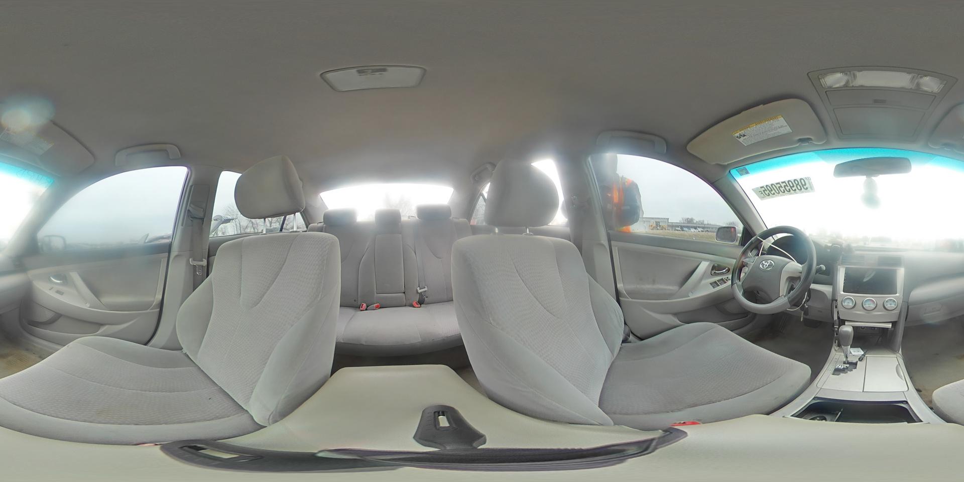 2010 TOYOTA CAMRY