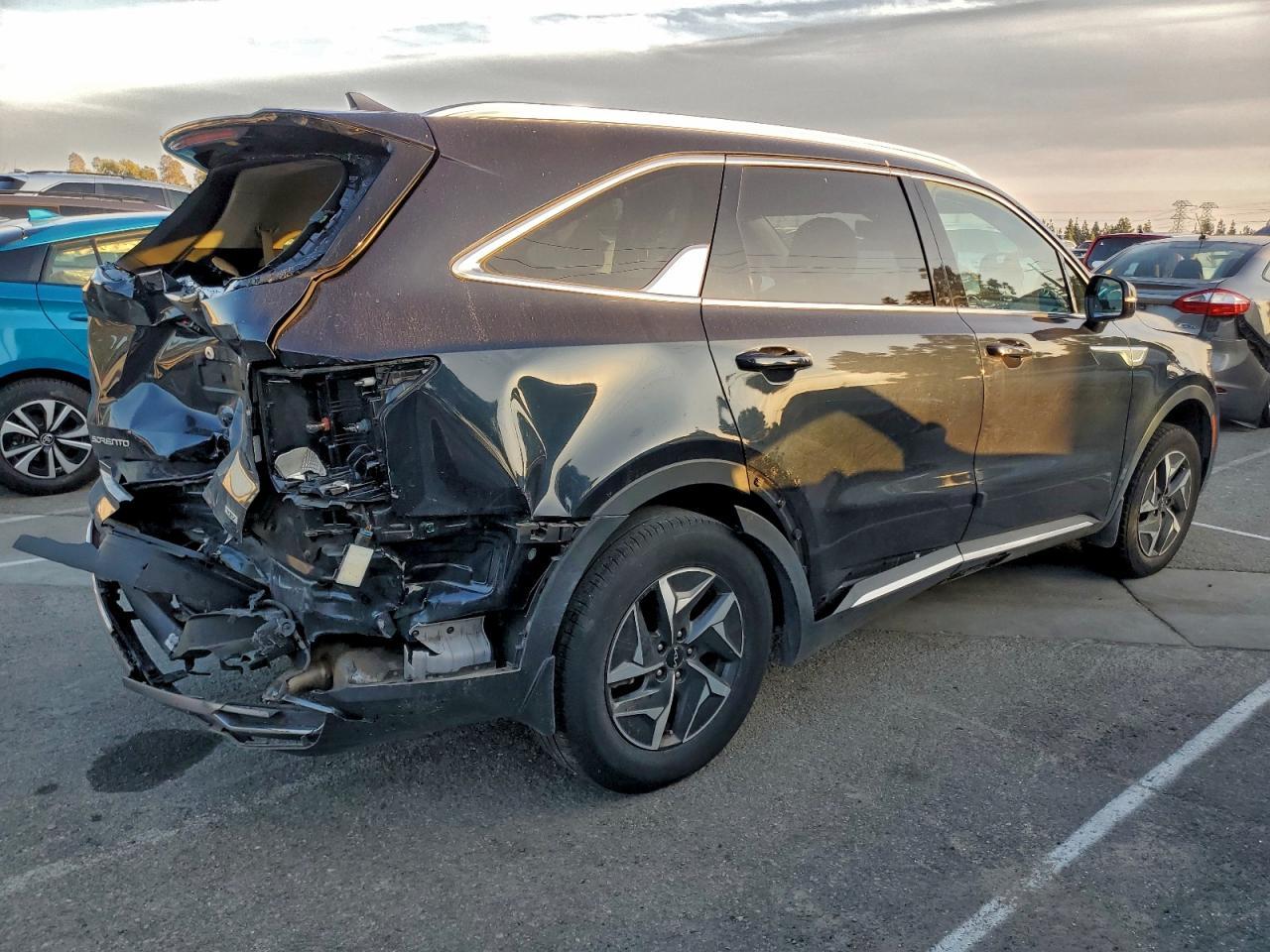 2023 KIA SORENTO