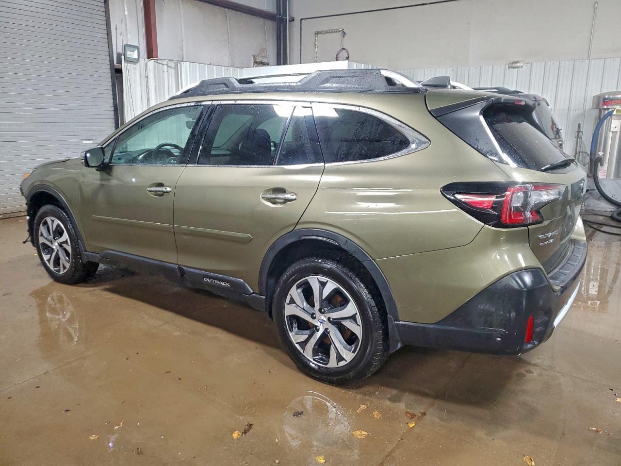 2020 SUBARU Outback