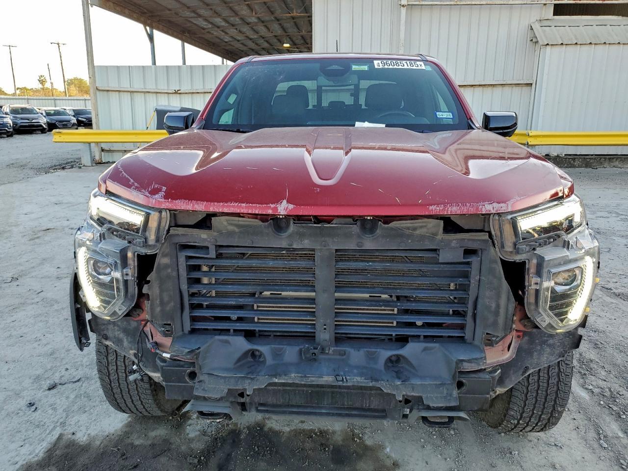 2024 GMC CANYON