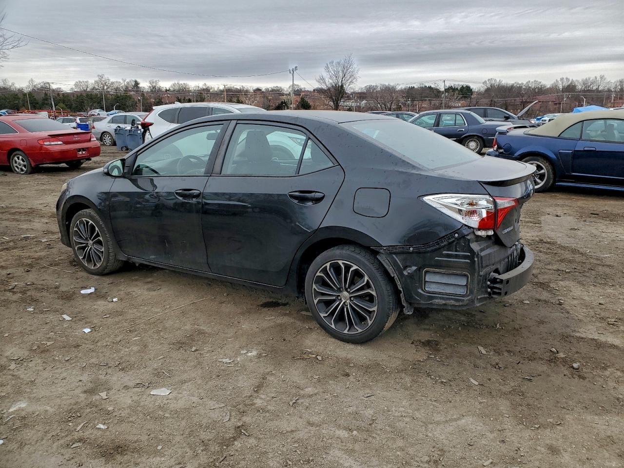 2016 TOYOTA COROLLA