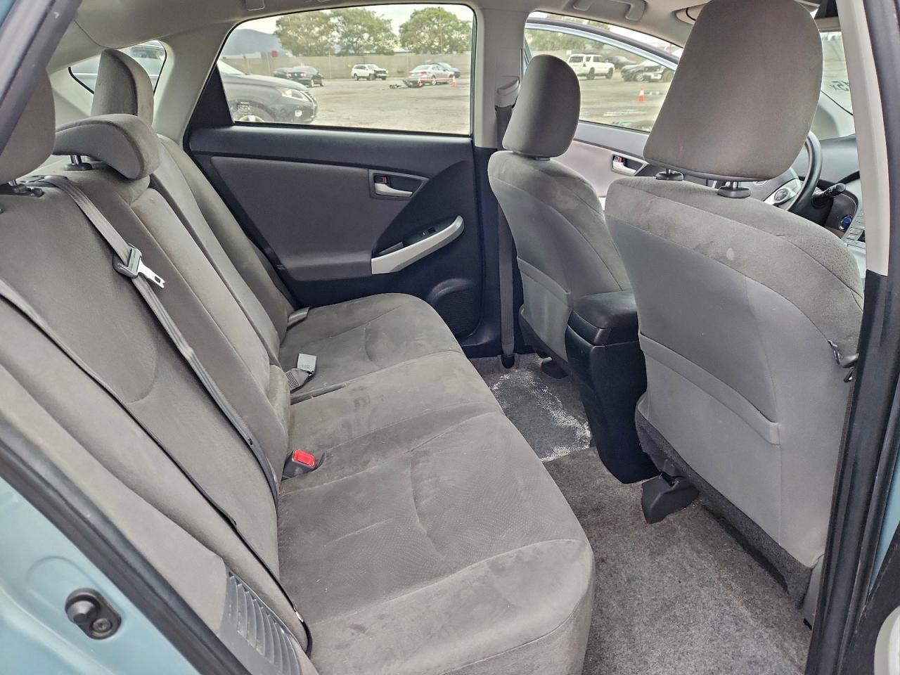 2015 TOYOTA PRIUS
