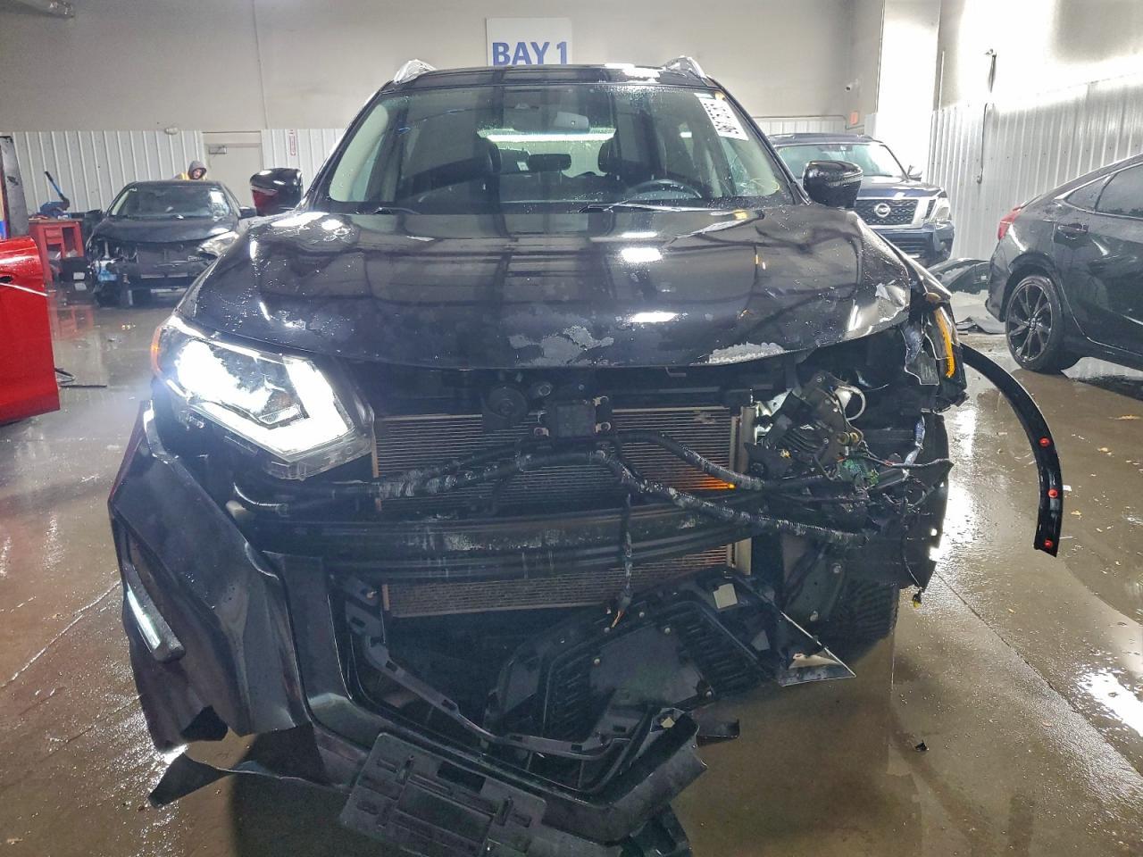 2017 NISSAN ROGUE