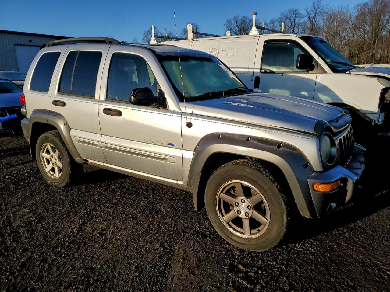 2003 JEEP Liberty