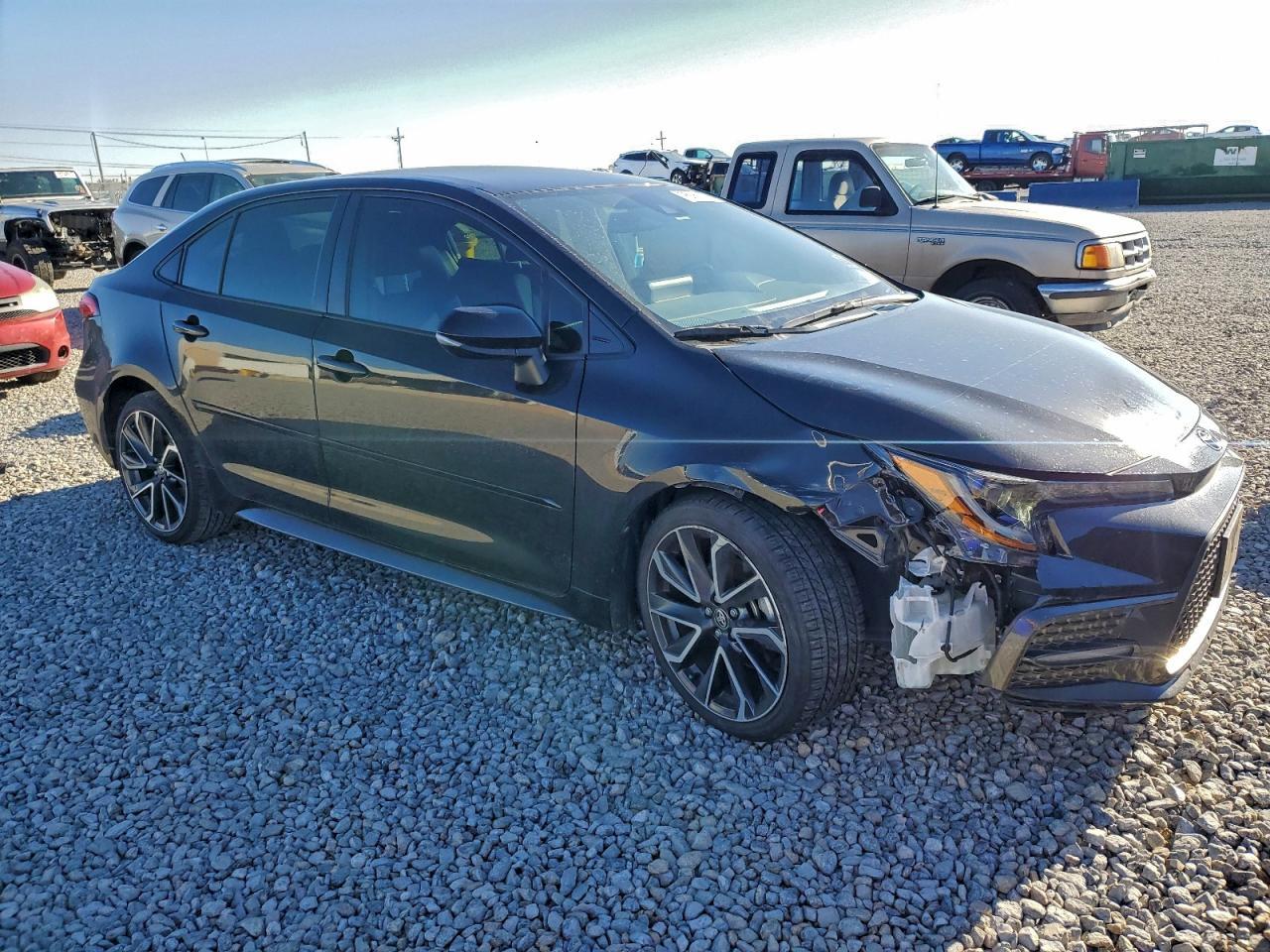 2022 TOYOTA COROLLA