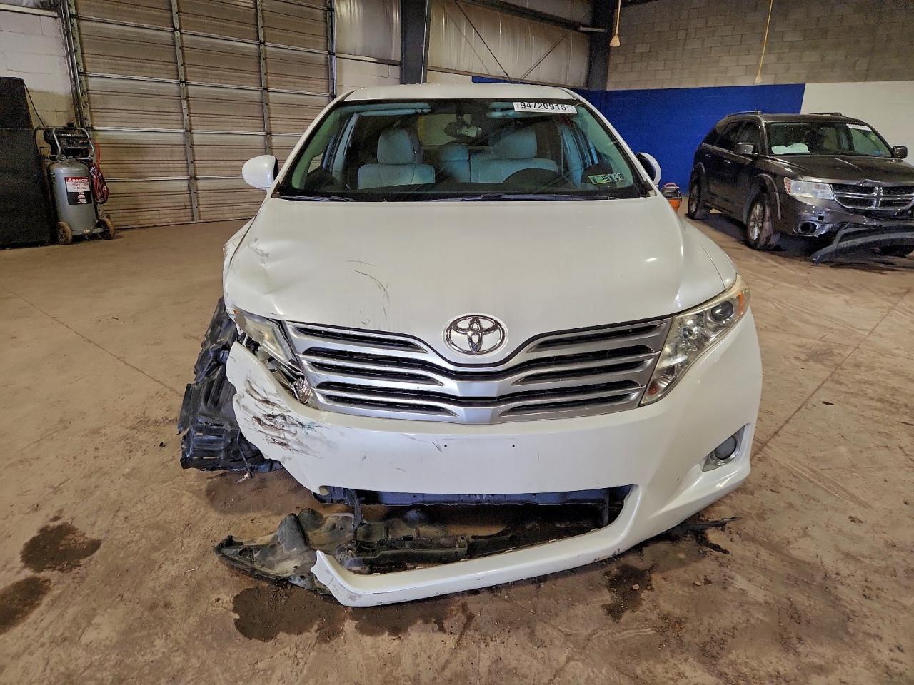 2011 TOYOTA VENZA