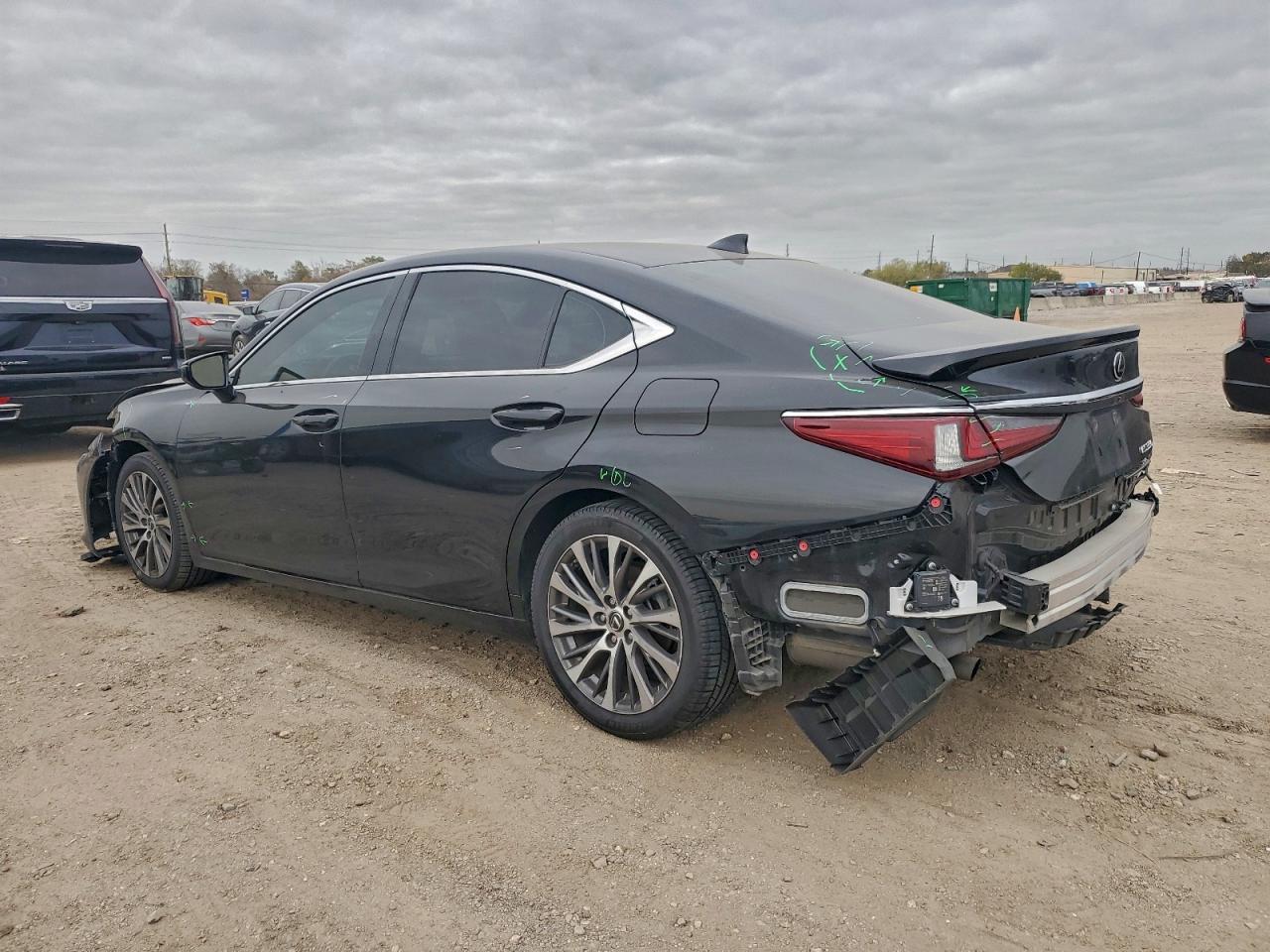2020 LEXUS ES 350