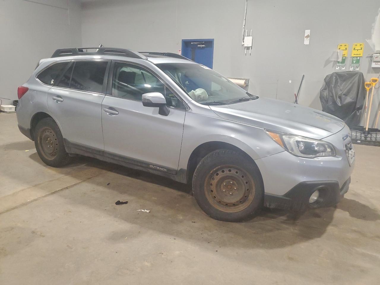 2015 SUBARU Outback
