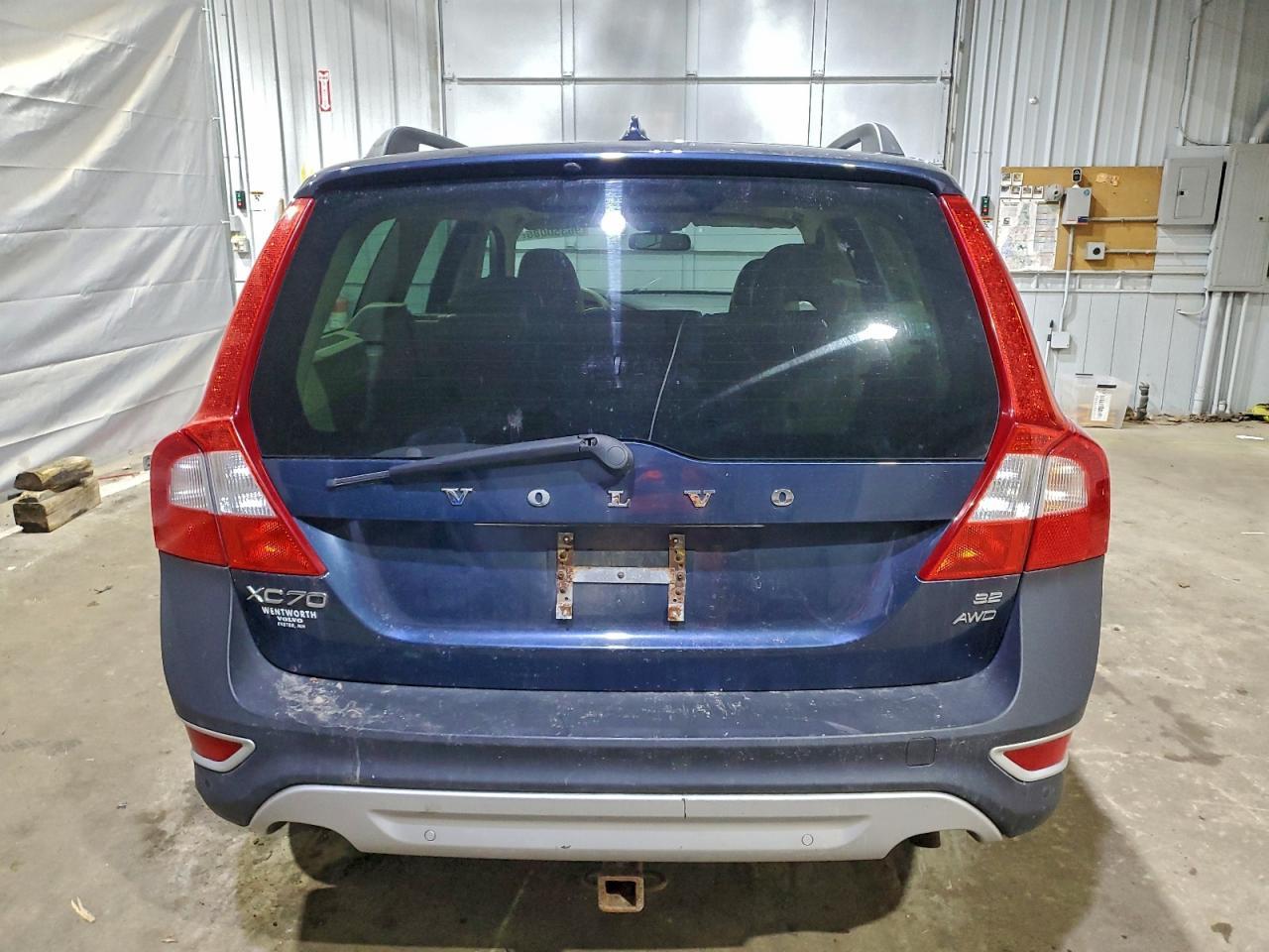 2010 VOLVO XC70
