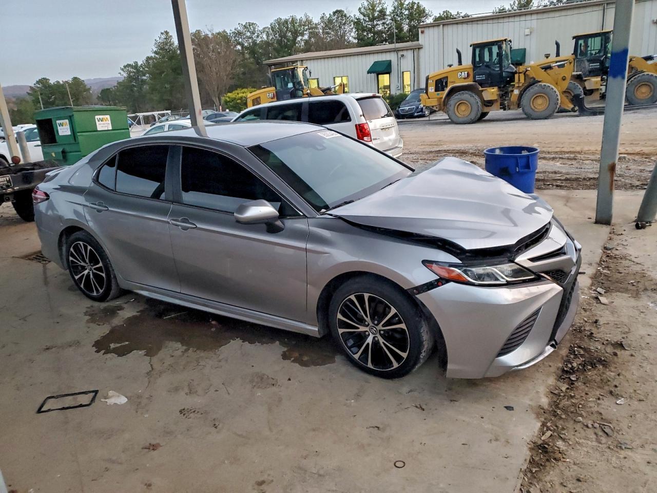 2018 TOYOTA CAMRY