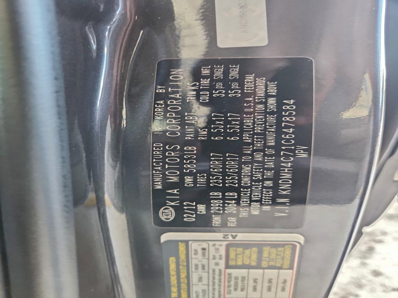 2012 KIA SEDONA