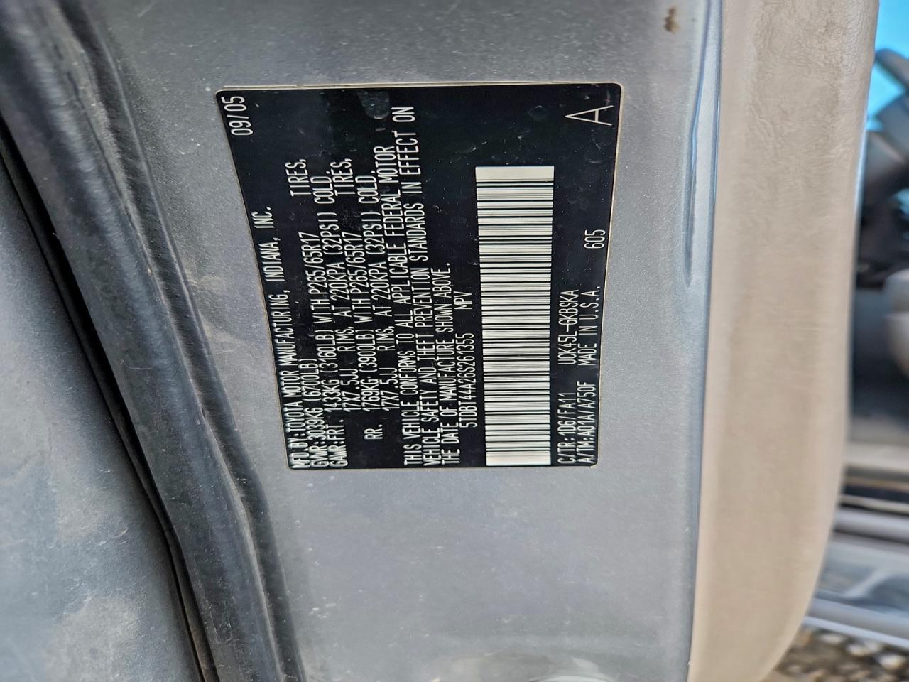 2006 TOYOTA Sequoia