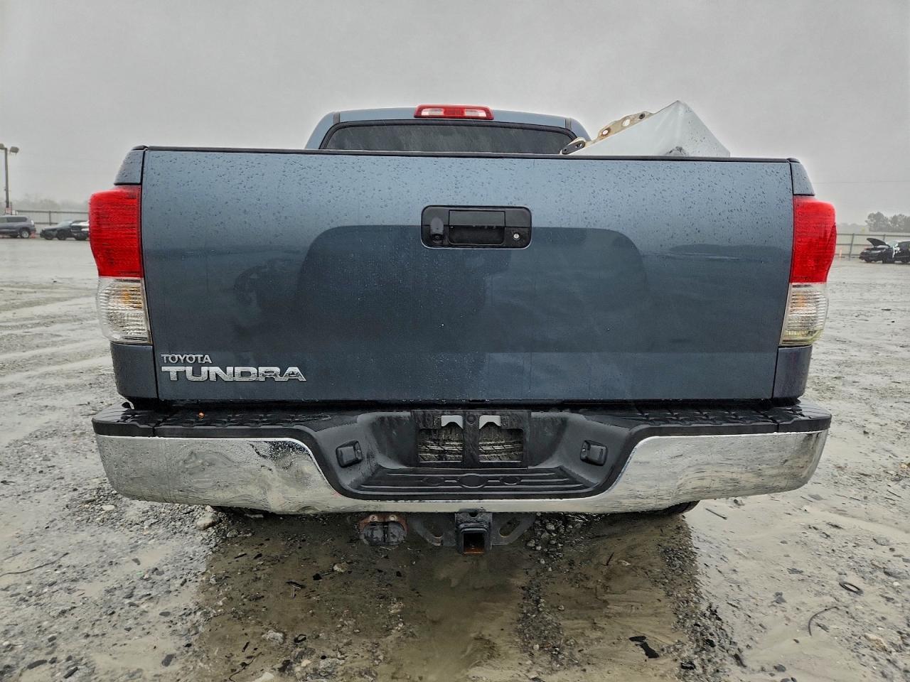 2010 TOYOTA TUNDRA