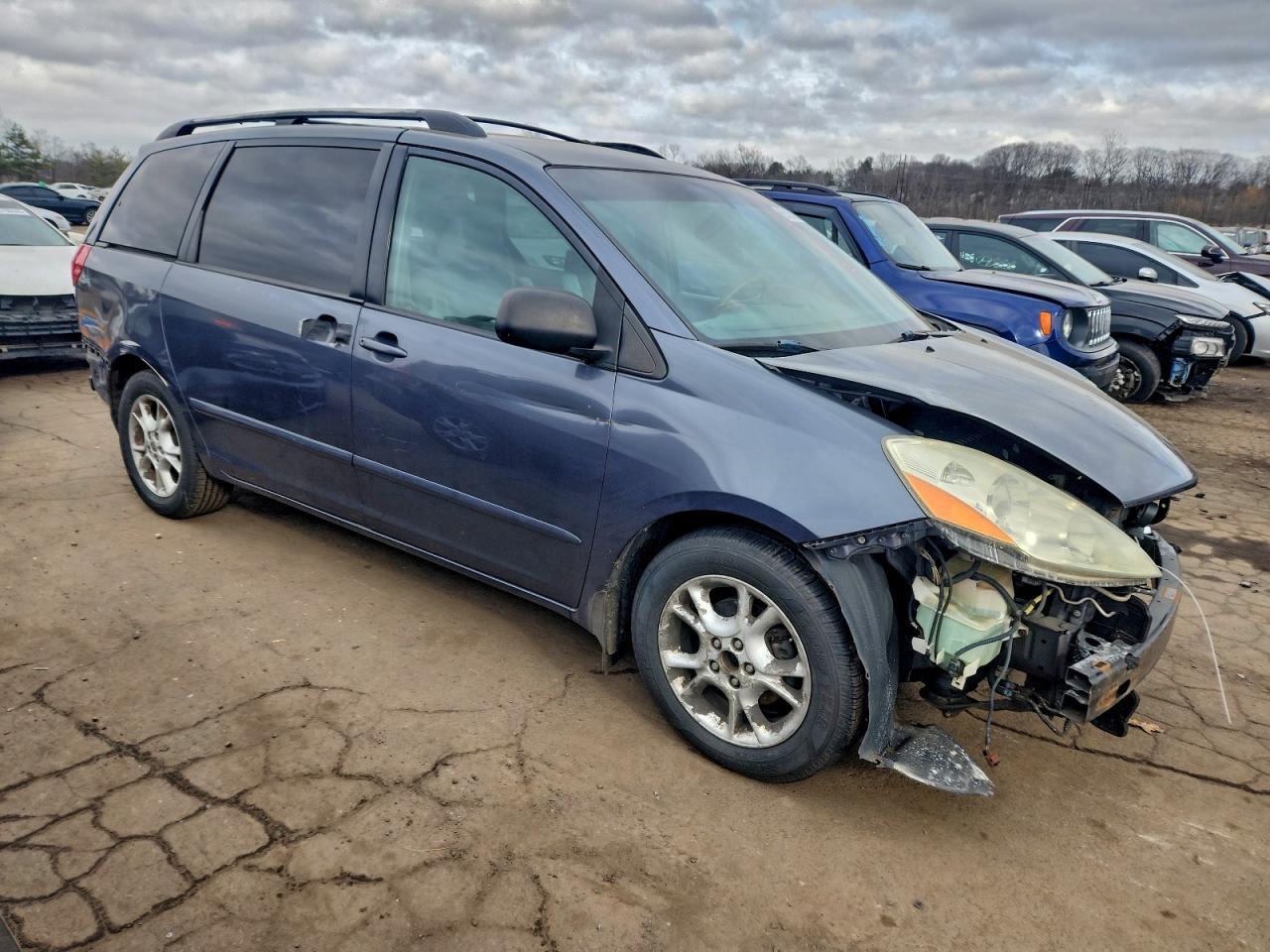 2006 TOYOTA SIENNA