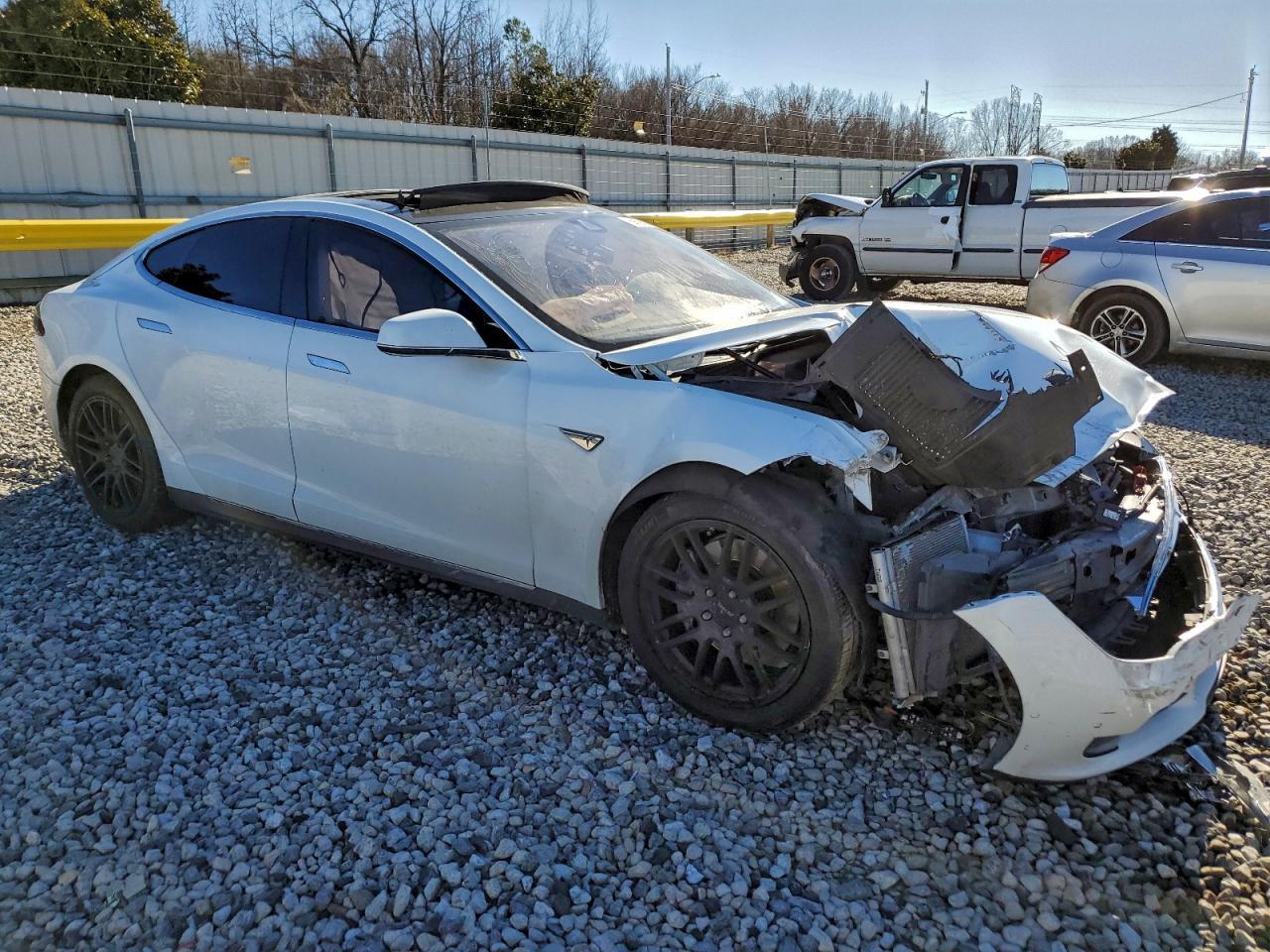 2015 TESLA MODEL S