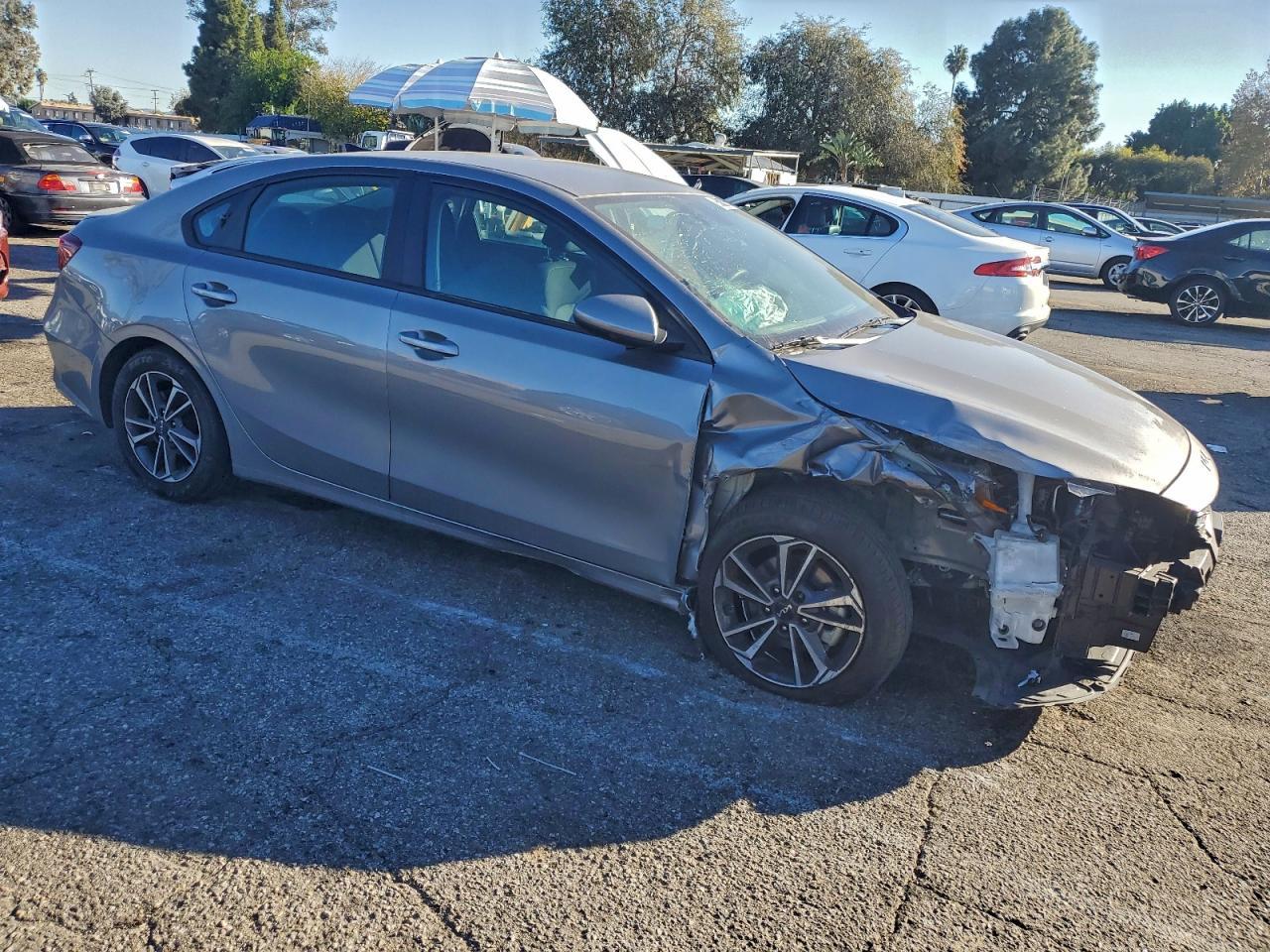 2023 KIA FORTE