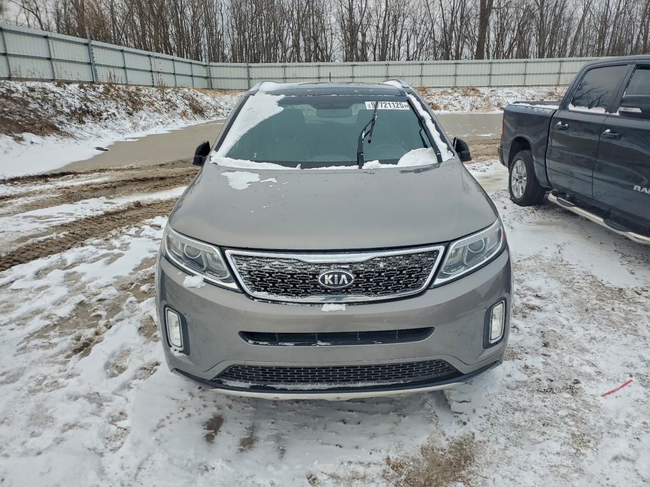 2015 KIA SORENTO