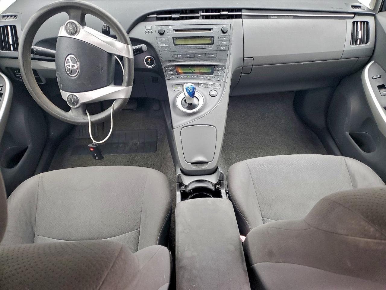 2010 TOYOTA PRIUS