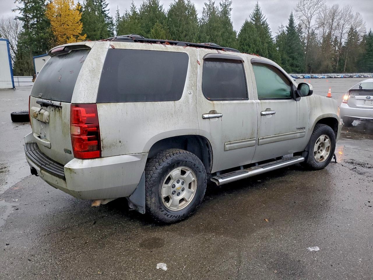 2011 CHEVROLET Tahoe