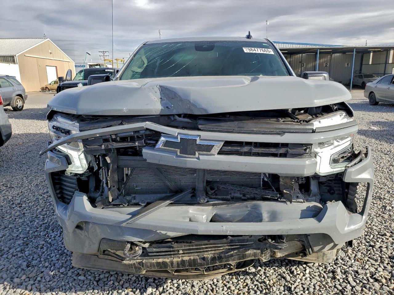 2024 CHEVROLET Silverado