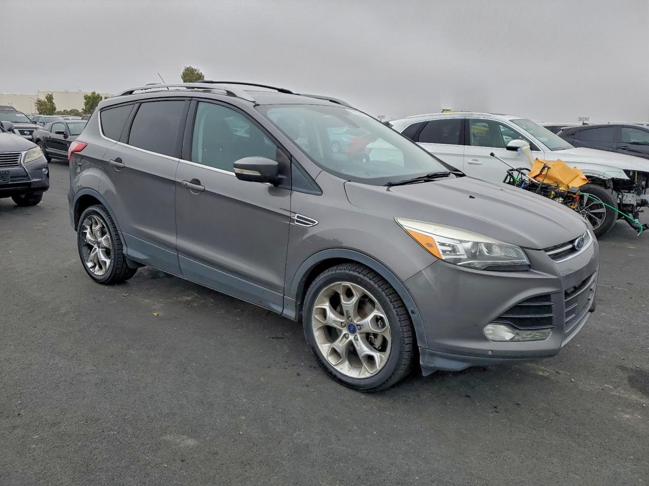 2013 FORD ESCAPE