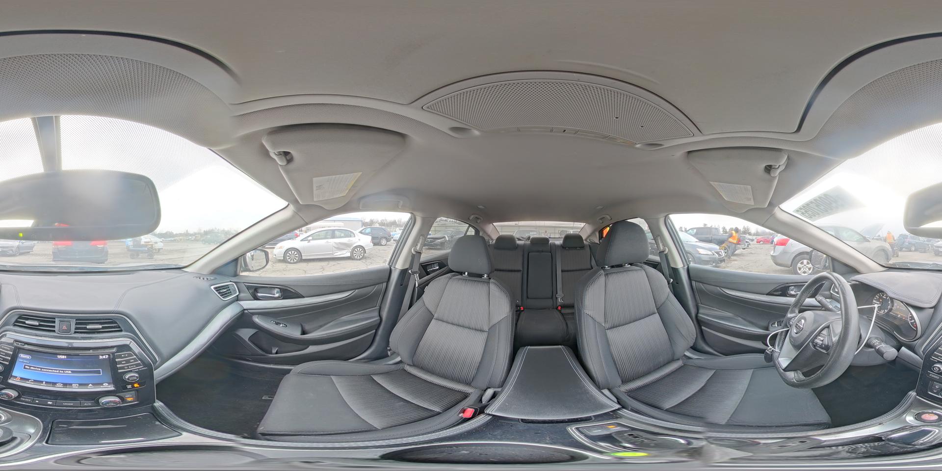 2017 NISSAN Maxima