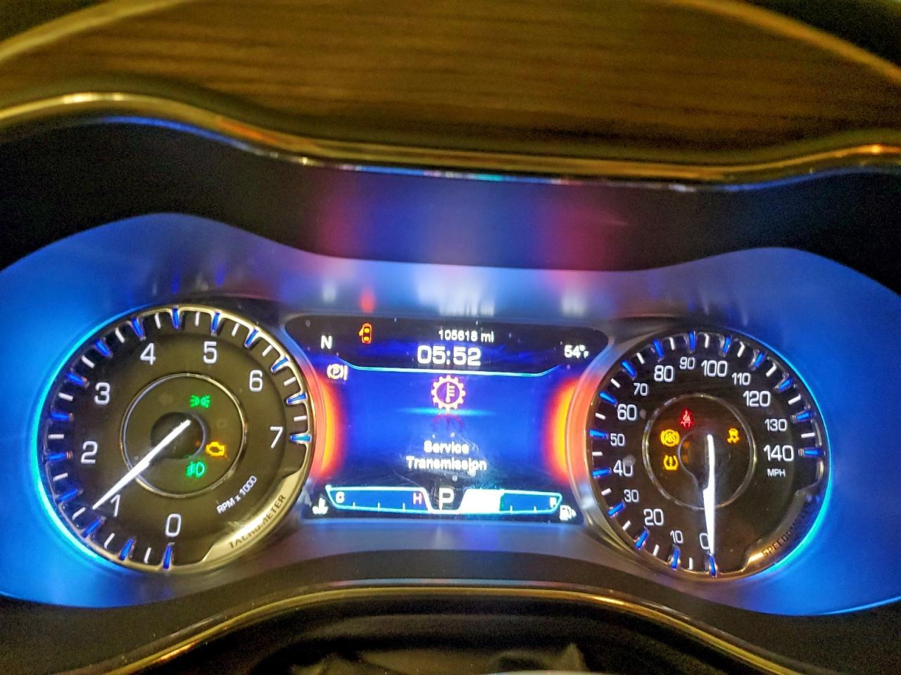 2015 CHRYSLER 200