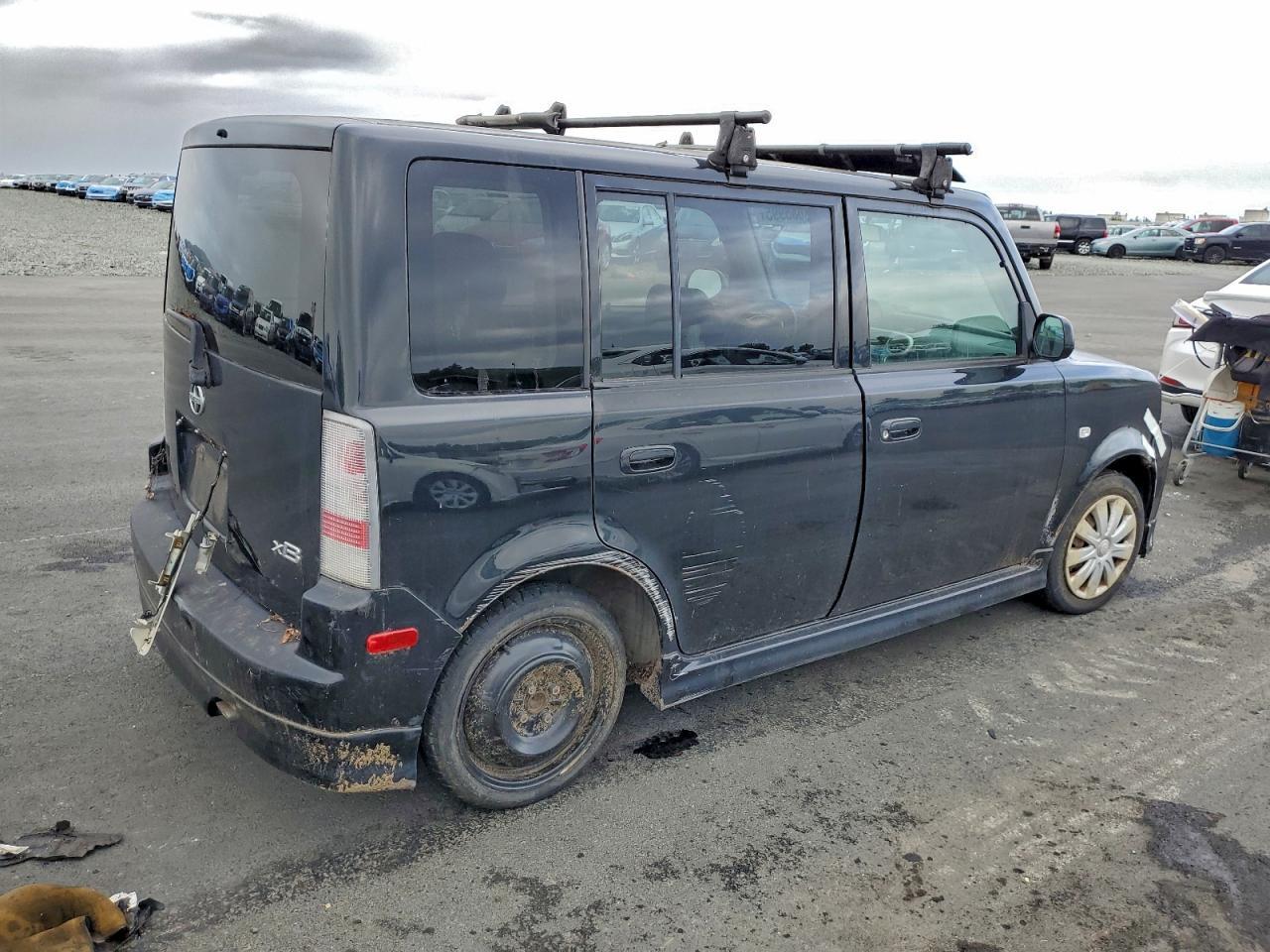 2005 TOYOTA SCION